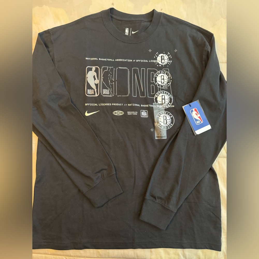 Men’s Nike NBA 🏀 NETs Long Sleeve Tee Sz M